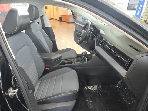 New 2025 Volkswagen Jetta SE image 14