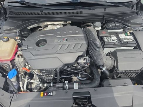 Used 2022 Hyundai Veloster N FWD image 10