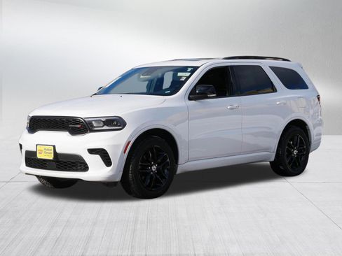 Certified 2024 Dodge Durango GT image 3