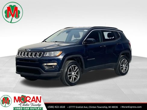 Used 2017 Jeep Compass Latitude w/ Popular Equipment Group image 1