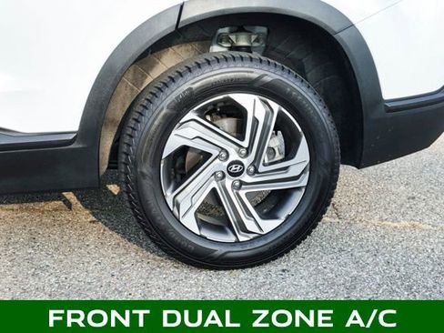 Used 2023 Hyundai Santa Fe SEL image 7