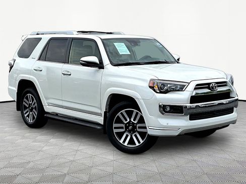 Used 2023 Toyota 4Runner Limited AWD/4WD image 3