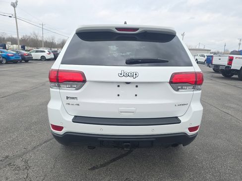 Used 2020 Jeep Grand Cherokee Laredo image 7