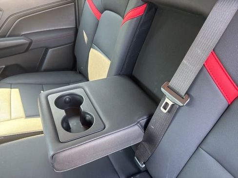 Used 2024 Chevrolet Colorado Z71 w/ Z71 Convenience Package 2 image 24