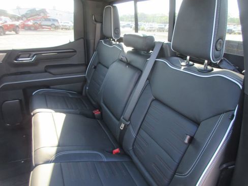 New 2026 GMC Sierra 1500 AT4X AWD/4WD image 18