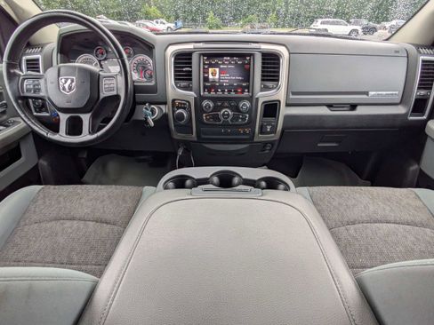 Used 2019 RAM 1500 Big Horn RWD image 15