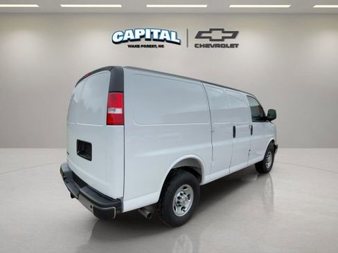 New 2025 Chevrolet Express 2500 Work Van w/ Driver Convenience Package image 5