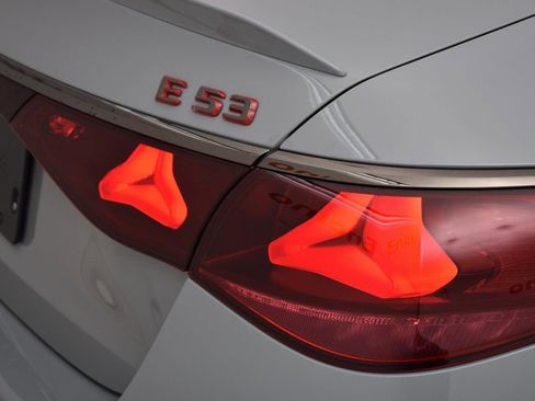New 2026 Mercedes-Benz E 53 AMG e 4MATIC Sedan image 14