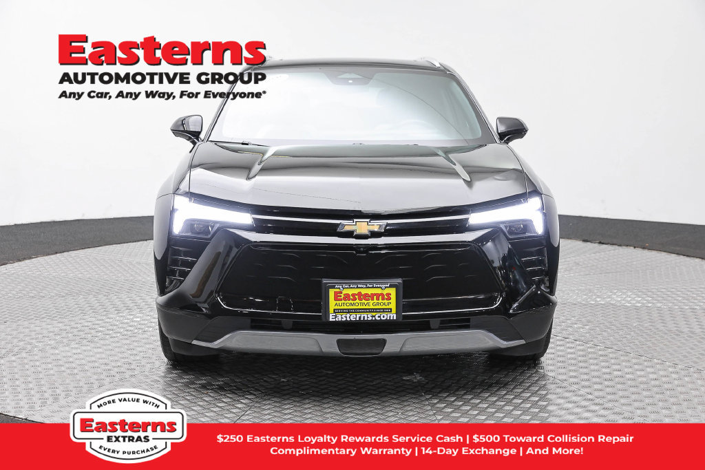 Used 2024 Chevrolet Blazer EV LT AWD/4WD image 3