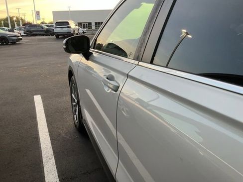 Used 2024 Honda CR-V EX image 10