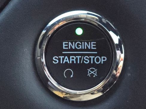 Used 2018 Ford Explorer Platinum image 38