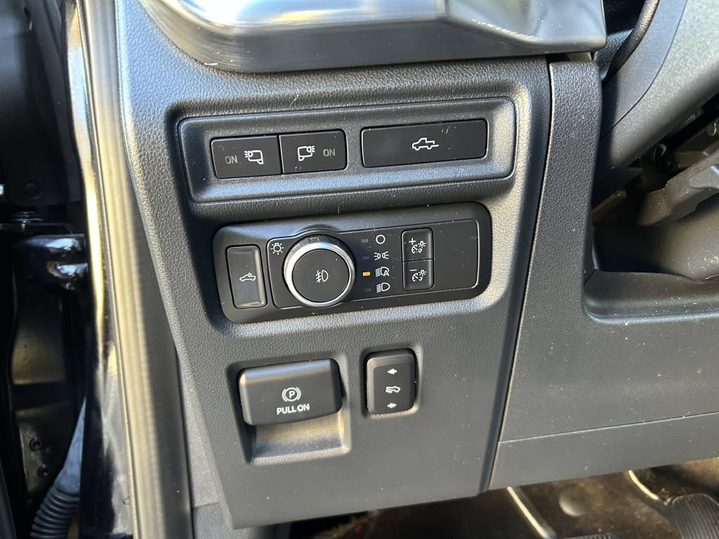 Used 2021 Ford F150 Lariat AWD/4WD image 5