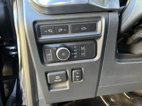 Used 2021 Ford F150 Lariat AWD/4WD image 5