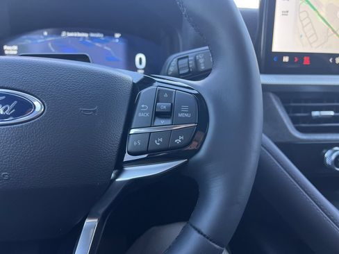 New 2026 Ford Explorer Platinum RWD image 9
