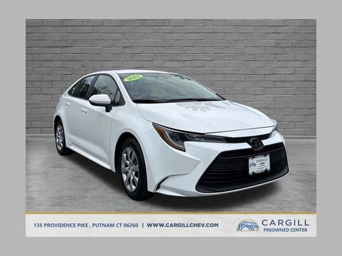Used 2024 Toyota Corolla LE FWD image 1