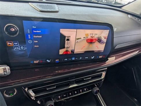 Certified 2024 Chevrolet Traverse Z71 w/ Enhanced Driving Package image 21