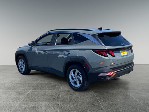 Used 2024 Hyundai Tucson SEL FWD image 3