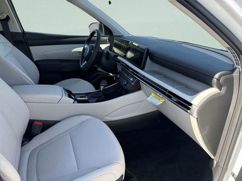 New 2026 Hyundai Tucson SE FWD image 6