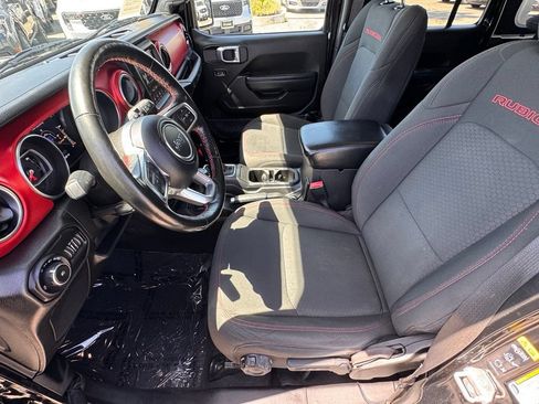 Used 2021 Jeep Wrangler Unlimited Rubicon w/ Xtreme Recon 35" Tire Package AWD/4WD image 17