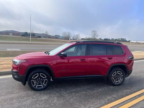 New 2026 Jeep Cherokee Laredo AWD/4WD image 8