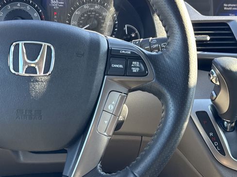Used 2014 Honda Odyssey Touring Elite image 20
