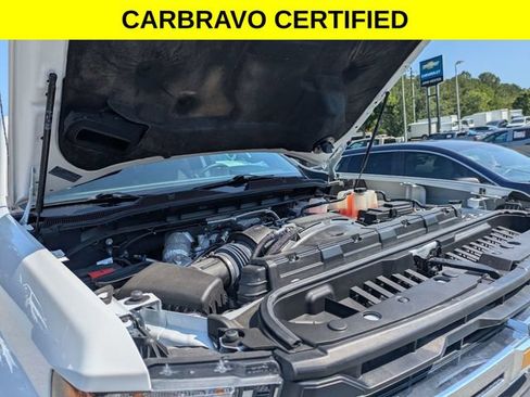 Certified 2025 Chevrolet Silverado 2500 LT AWD/4WD image 38