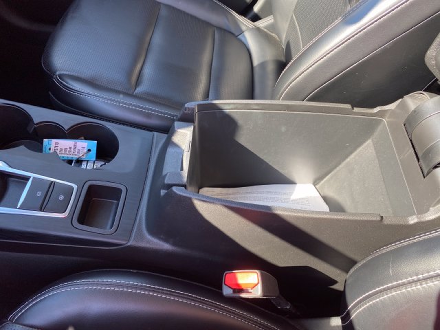 Used 2024 Ford Escape Platinum AWD/4WD image 15