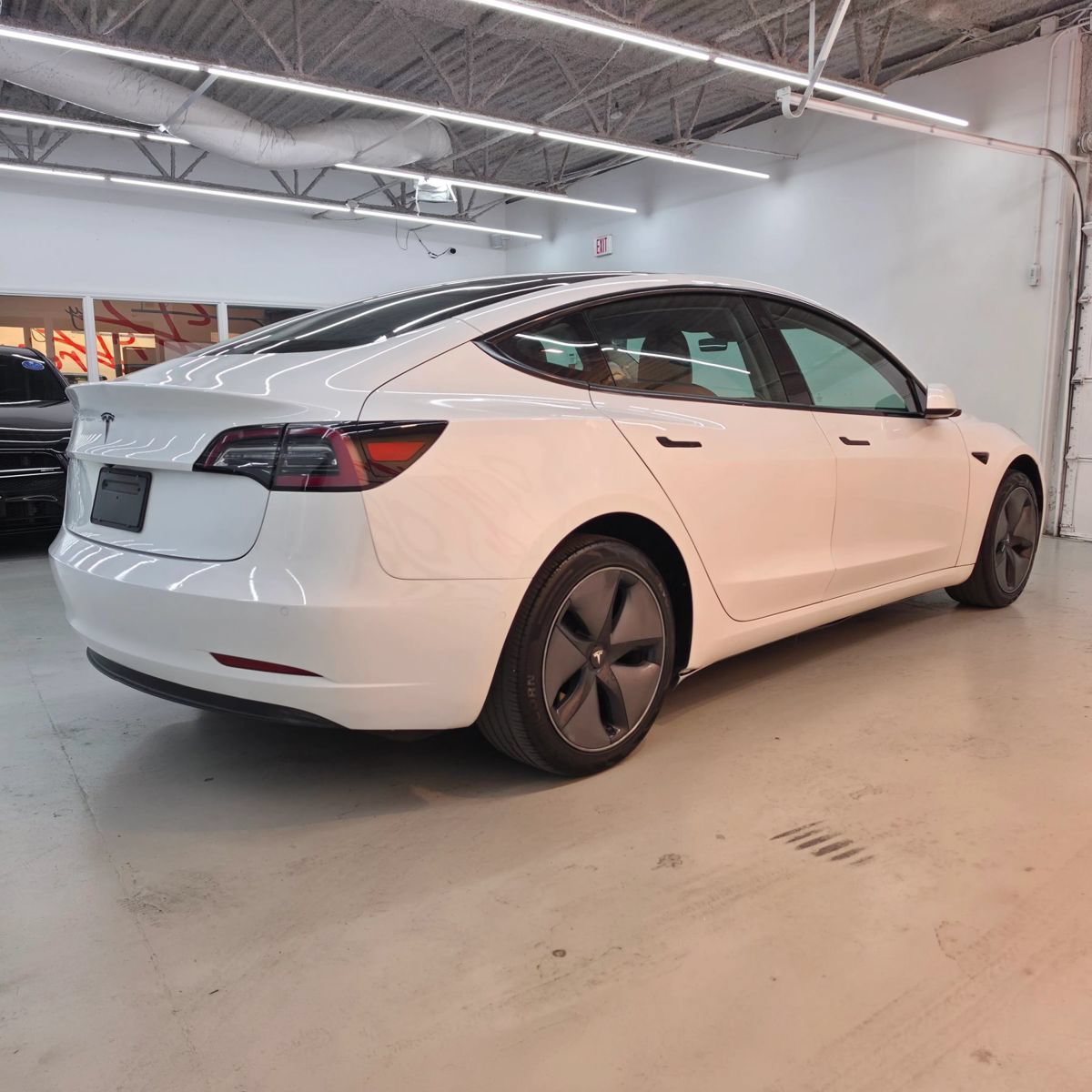Used 2020 Tesla Model 3 RWD image 6