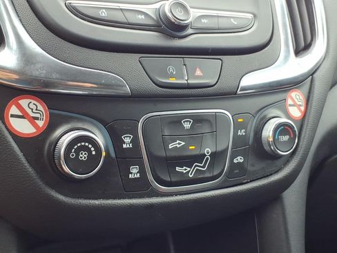 Used 2023 Chevrolet Equinox LT AWD/4WD image 9