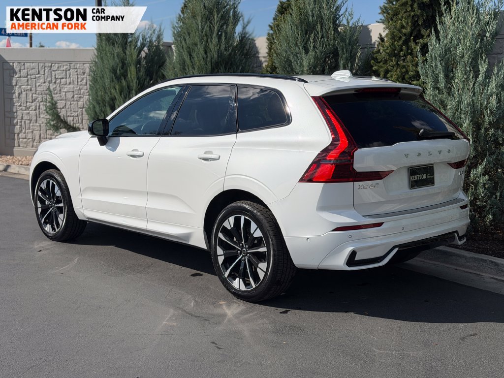 Used 2026 Volvo XC60 B5 Plus AWD/4WD image 5