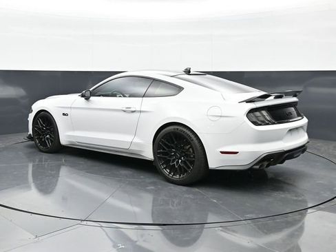 Used 2022 Ford Mustang GT Premium w/ Equipment Group 401A RWD image 7