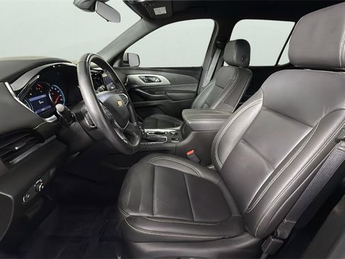 Certified 2023 Chevrolet Traverse LT image 17