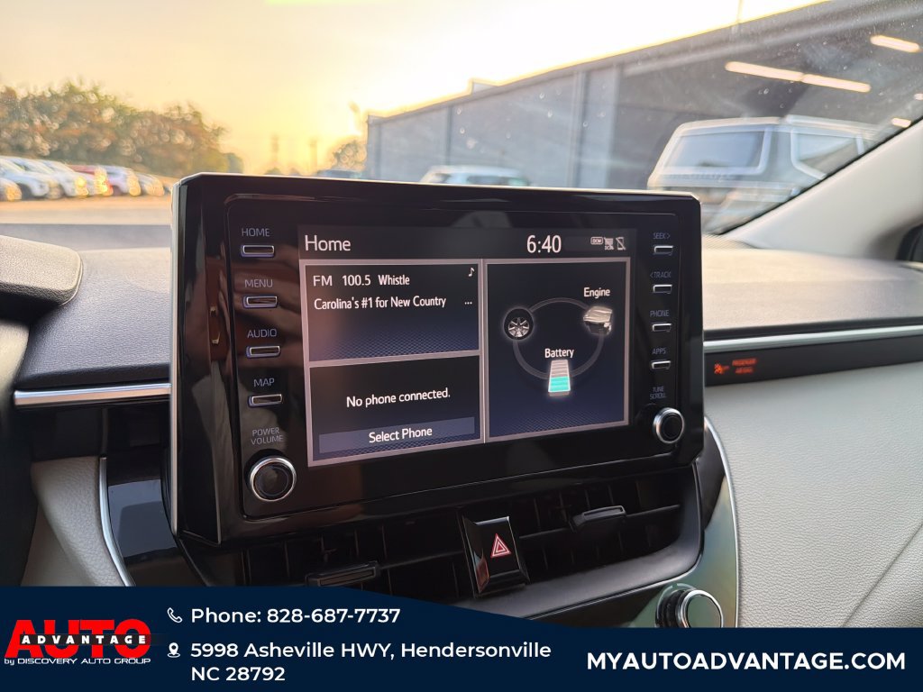 Used 2020 Toyota Corolla LE FWD image 13