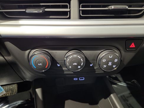 New 2026 Chevrolet Trax LS w/ LS Convenience Package FWD image 13