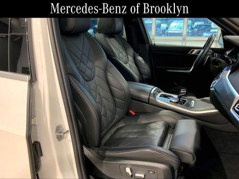 Used 2023 BMW X5 xDrive40i w/ Premium Package AWD/4WD image 7