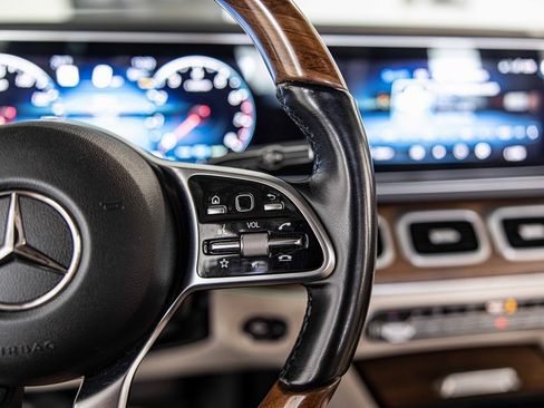 Used 2022 Mercedes-Benz GLE 450 4MATIC w/ Revised AMG Line Exterior image 26