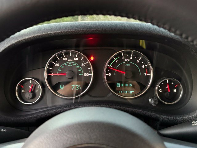 Used 2017 Jeep Wrangler Unlimited Sahara AWD/4WD image 18