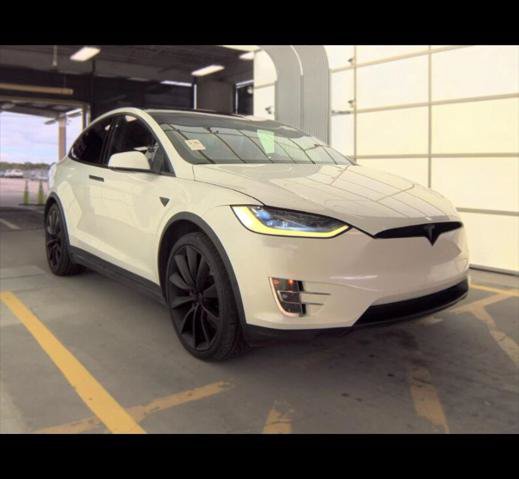 Used 2020 Tesla Model X Long Range AWD/4WD image 5