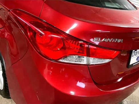 Used 2011 Hyundai Elantra GLS w/ Navigation Pkg 4 image 31