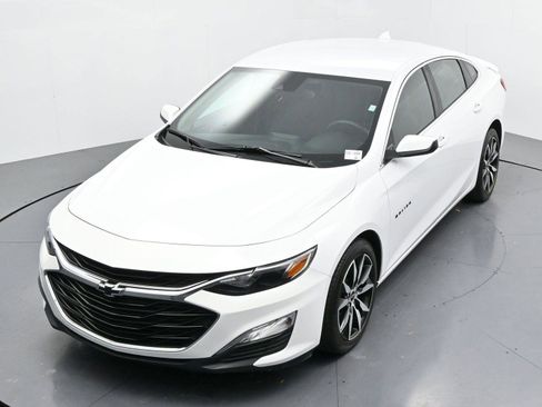 Used 2024 Chevrolet Malibu RS image 37