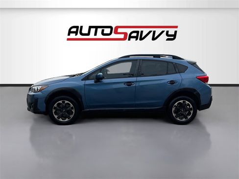 Used 2022 Subaru Crosstrek 2.0i Premium w/ Moonroof Package image 4