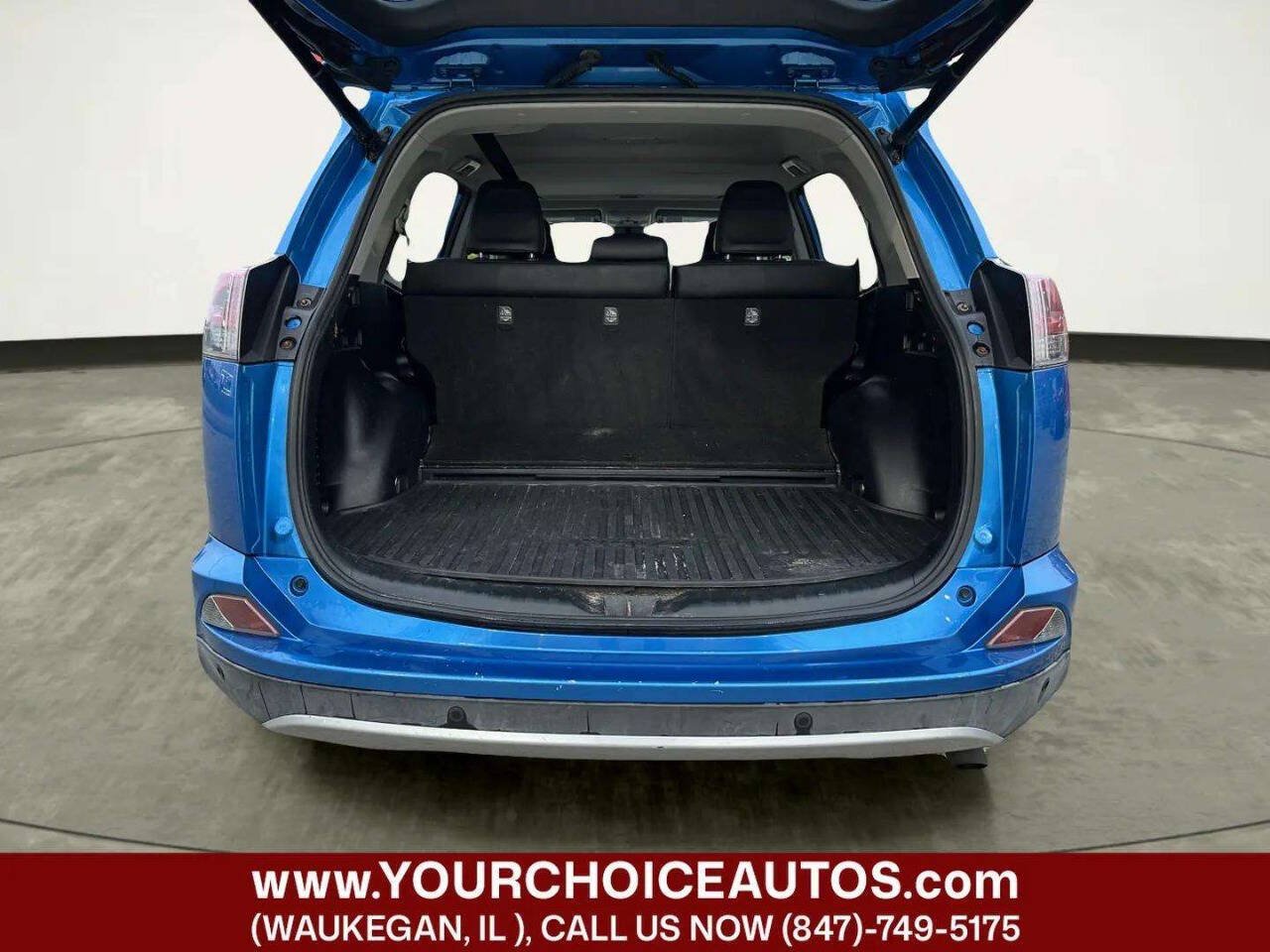 Used 2018 Toyota RAV4 Limited AWD/4WD image 13