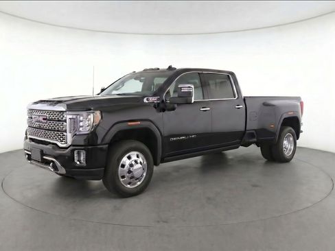 Used 2024 GMC Sierra 3500 Denali w/ Denali Reserve Package AWD/4WD image 3