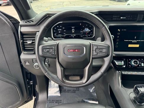 Used 2023 GMC Sierra 1500 AT4 image 12