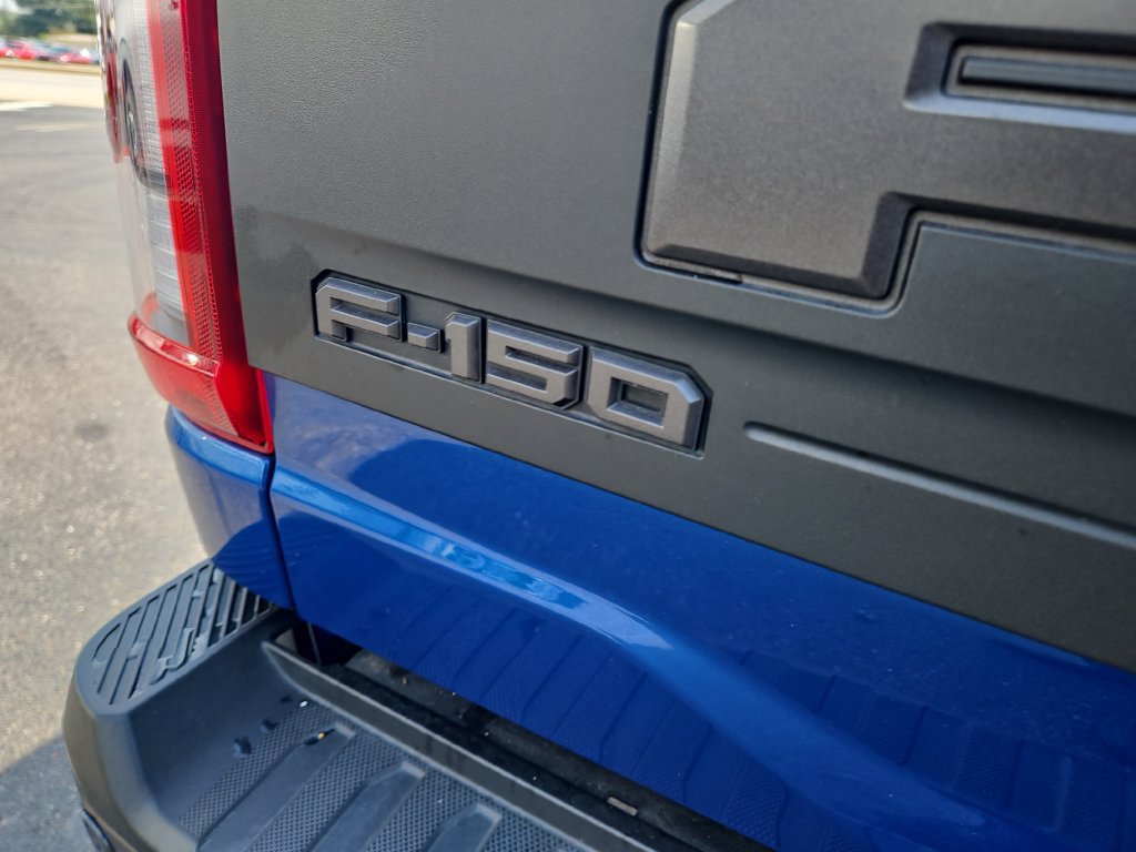 Used 2022 Ford F150 Raptor w/ Equipment Group 801A High AWD/4WD image 12