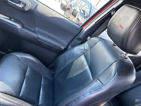 Used 2017 Toyota Tacoma TRD Pro AWD/4WD image 16