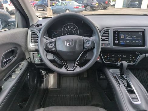 Used 2019 Honda HR-V EX image 19