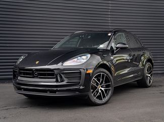 Certified 2025 Porsche Macan video 1