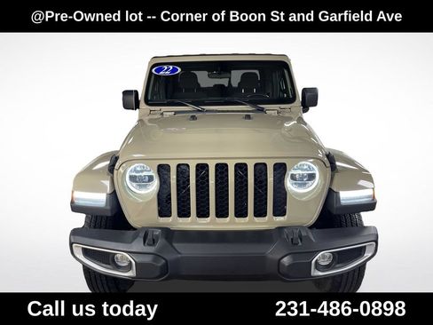 Used 2022 Jeep Gladiator Sport AWD/4WD image 8