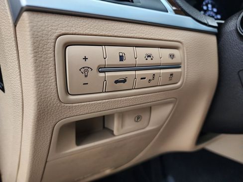 Used 2015 Hyundai Genesis 3.8 w/ Option Group 03 image 12